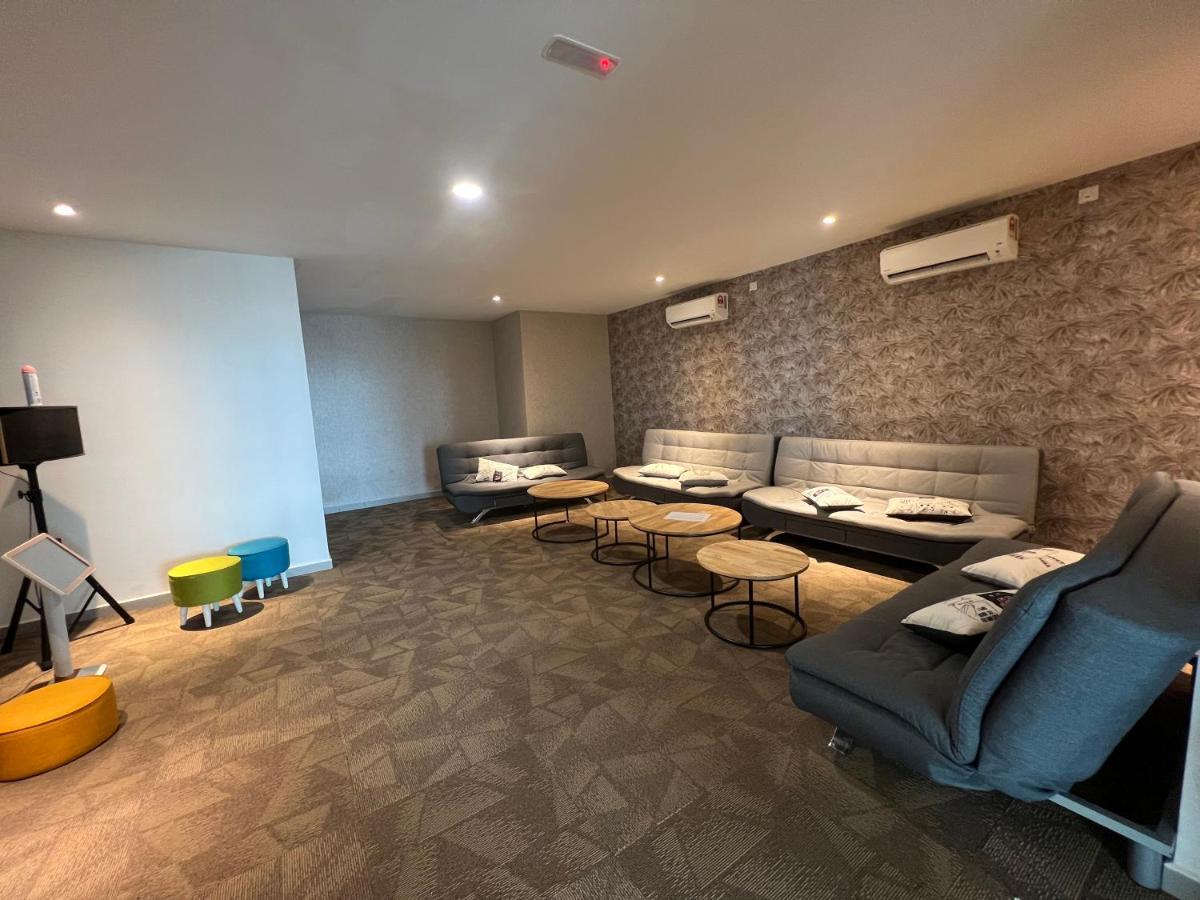شقة New!! Loving Night Novo 2Br 4-9Pax I Jonker I Netflix I Family ملقا المظهر الخارجي الصورة