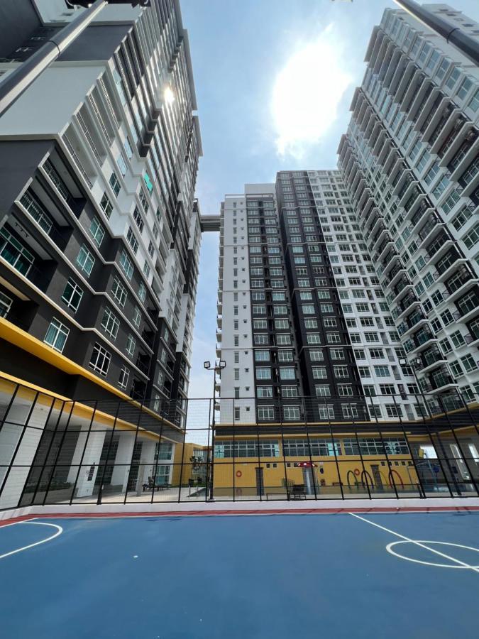 شقة New!! Loving Night Novo 2Br 4-9Pax I Jonker I Netflix I Family ملقا المظهر الخارجي الصورة